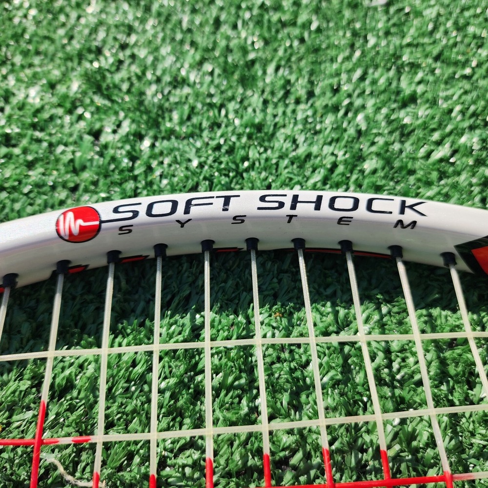 Wilson Sting Graphite Soft Shock System Tennis Racquet 4 3/8" Grip - Picture 7 of 16